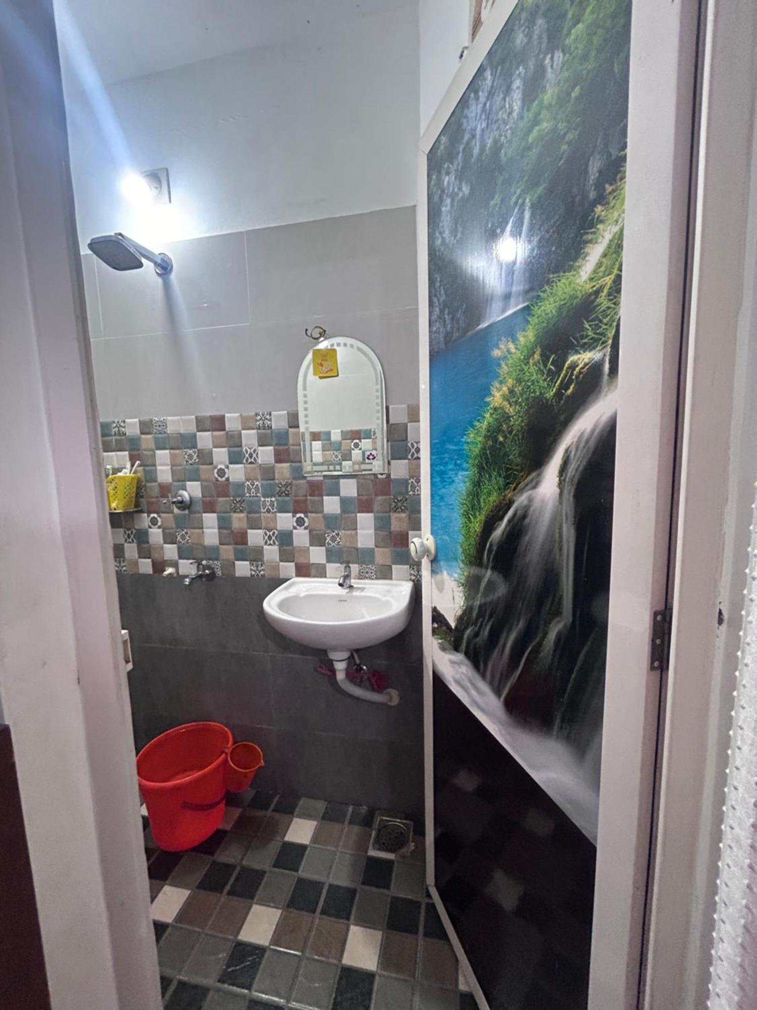 Chaithritha Ladies Homestay Thiruvananthapuram Exteriér fotografie