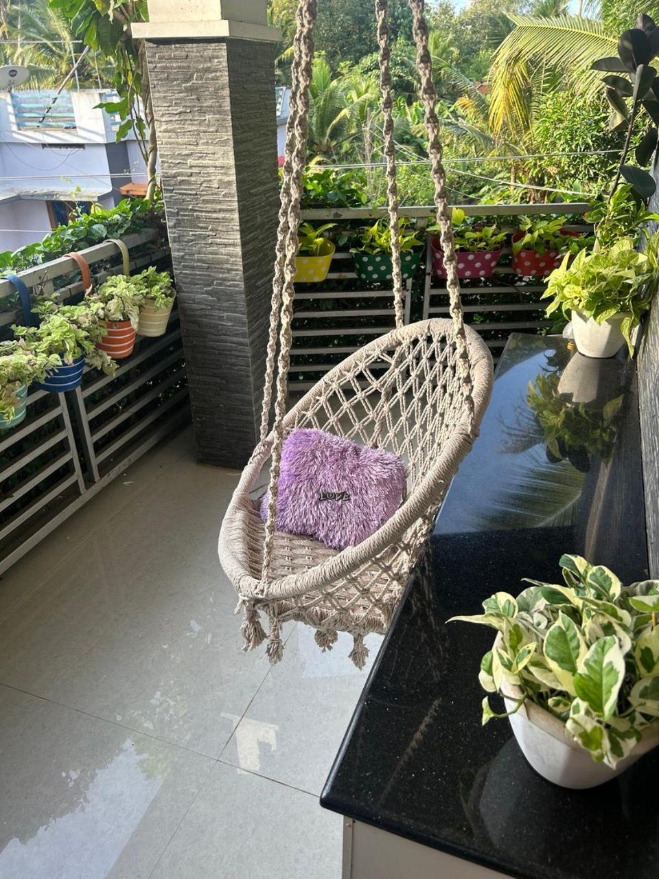 Chaithritha Ladies Homestay Thiruvananthapuram Exteriér fotografie